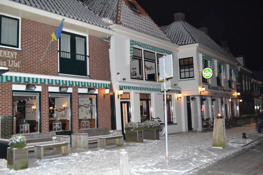 Stadsherberg 'Het Wapen Van Ijlst' Exteriér fotografie